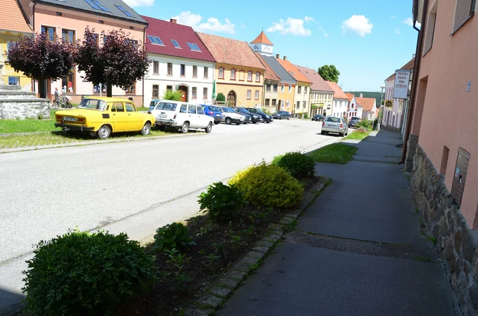 namesti