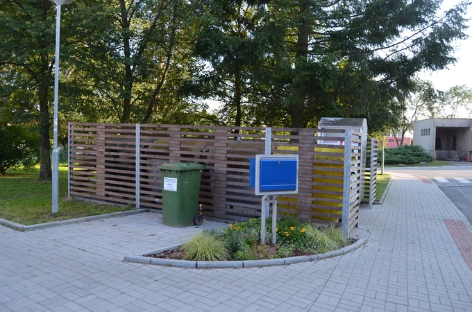kontejnery